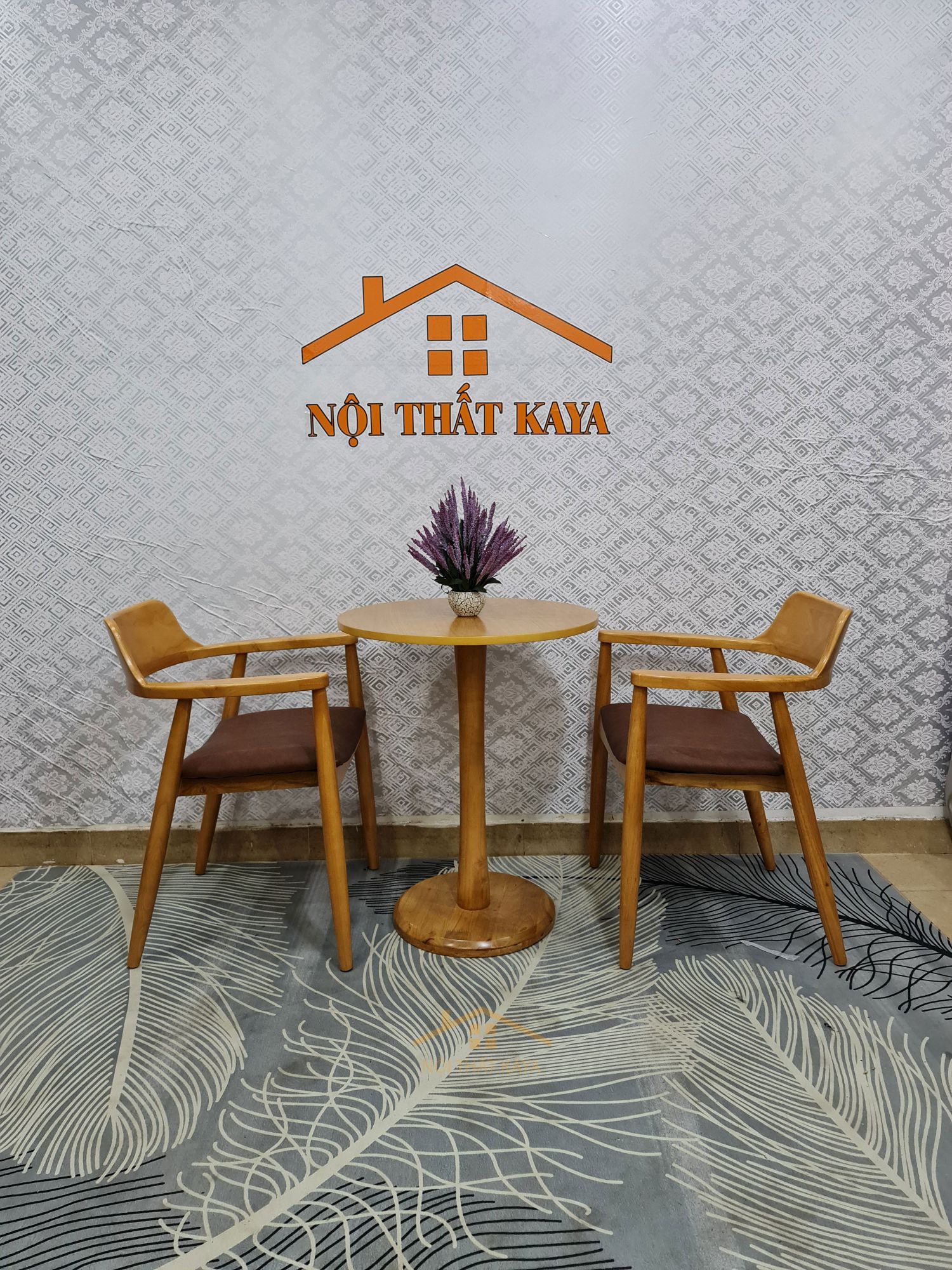 Bộ bàn tròn chân trụ 2 ghế Hirosima tự nhiên