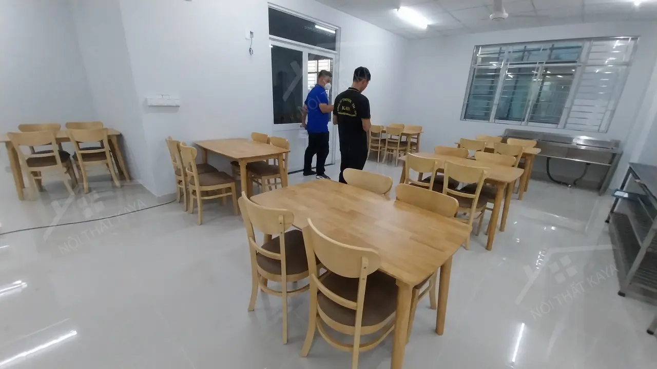 Lắp đặt Bàn Ghế Tại Căn Tin Bệnh Viện 115 (15)