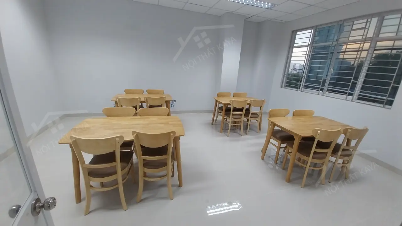 Lắp đặt Bàn Ghế Tại Căn Tin Bệnh Viện 115 (18)