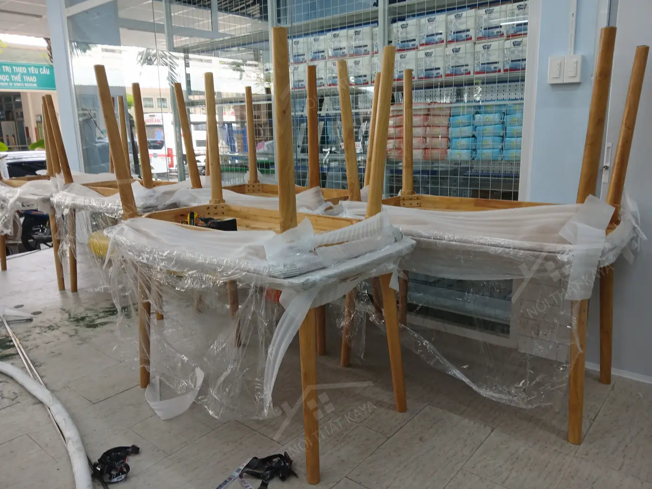 Lắp đặt Bàn Ghế Tại Căn Tin Bệnh Viện 115 (5)